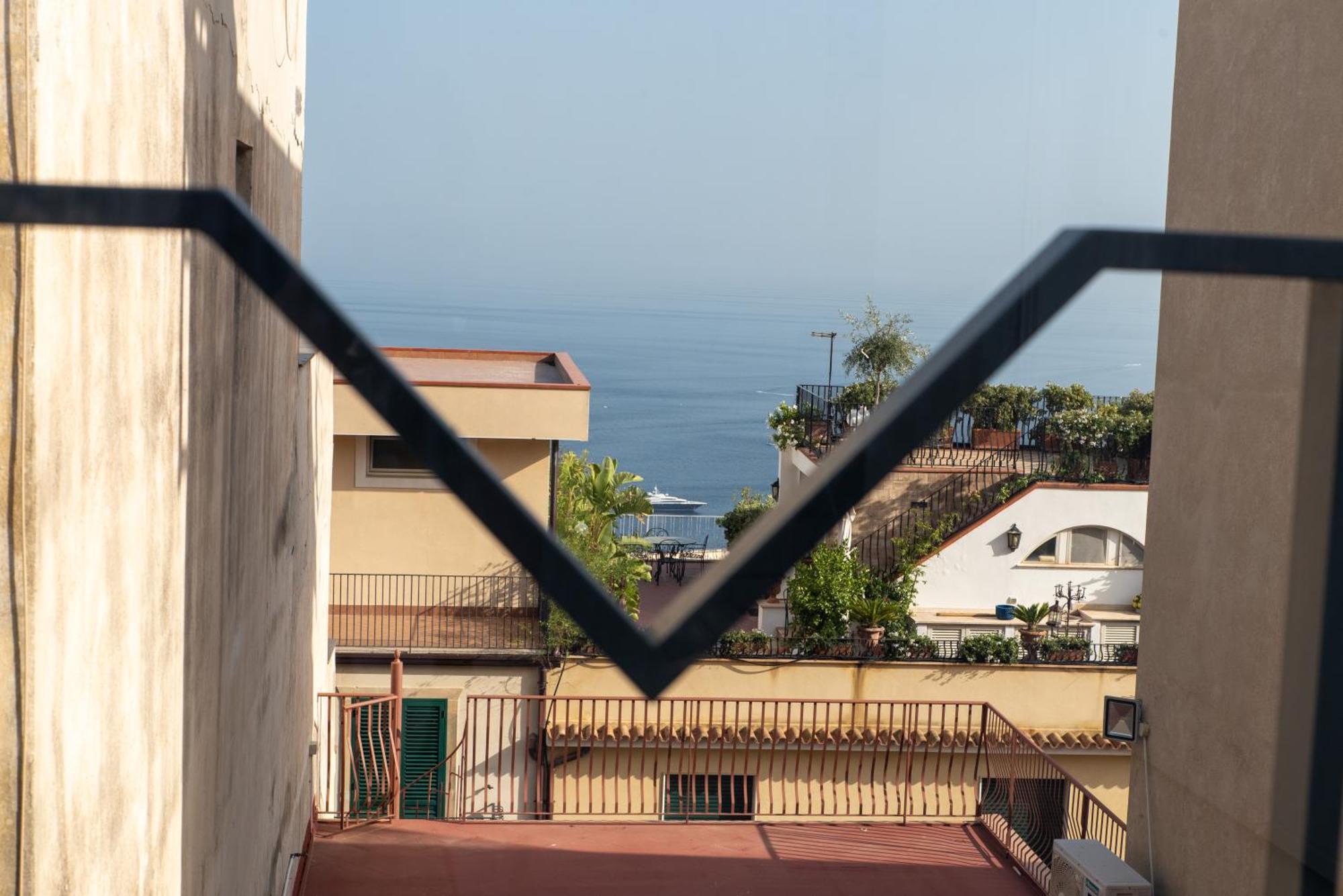 Villa D'Orville Luxury Suites Taormina Exterior foto