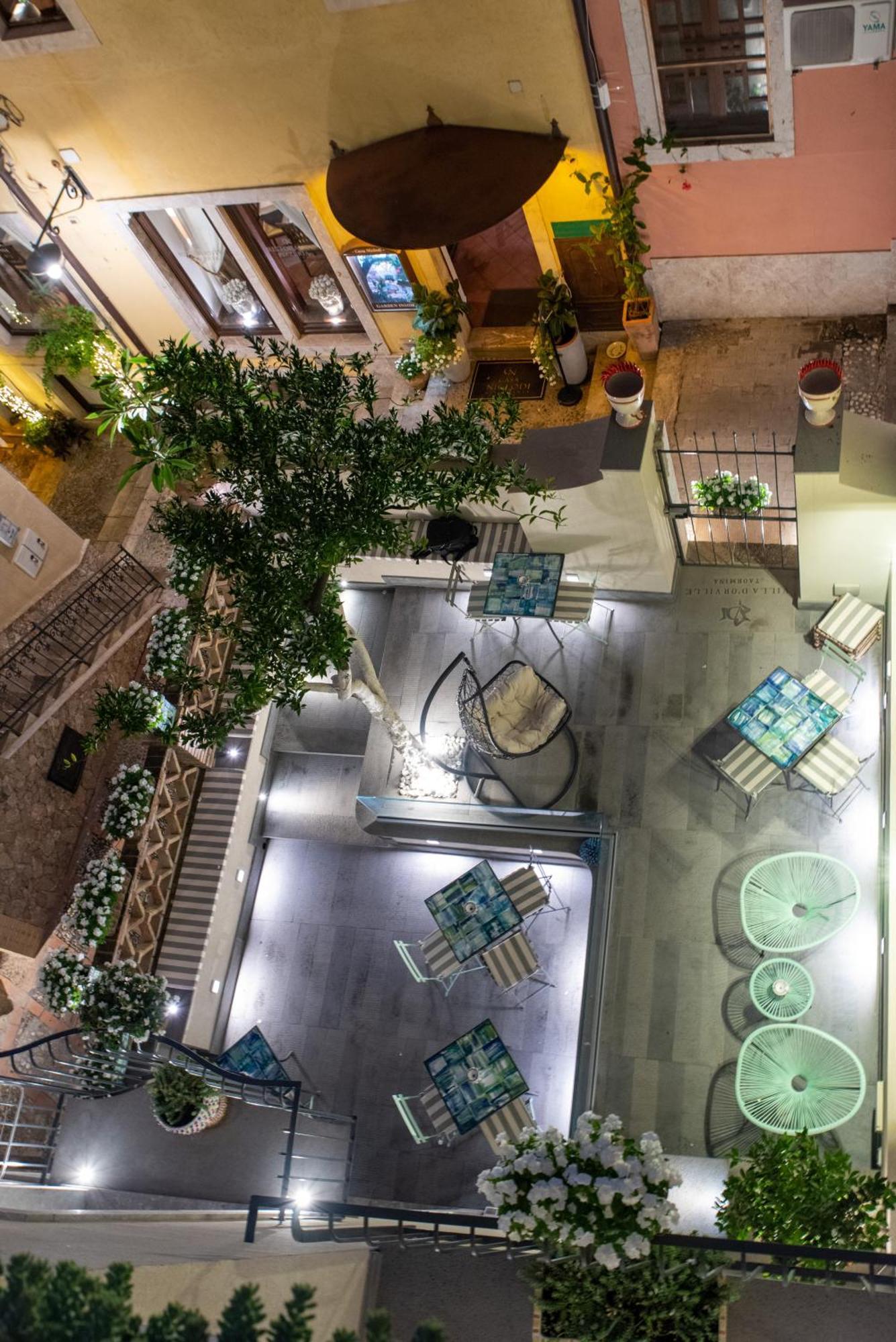 Villa D'Orville Luxury Suites Taormina Exterior foto
