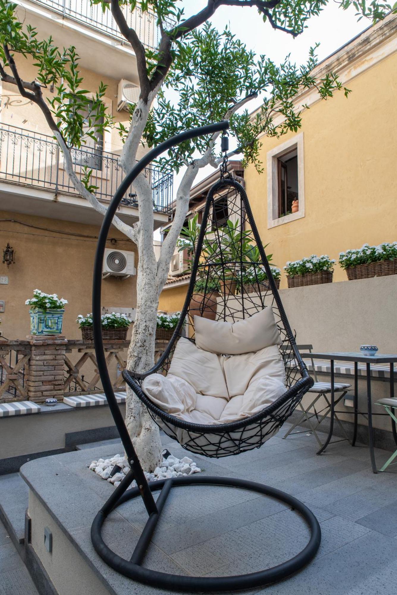 Villa D'Orville Luxury Suites Taormina Exterior foto