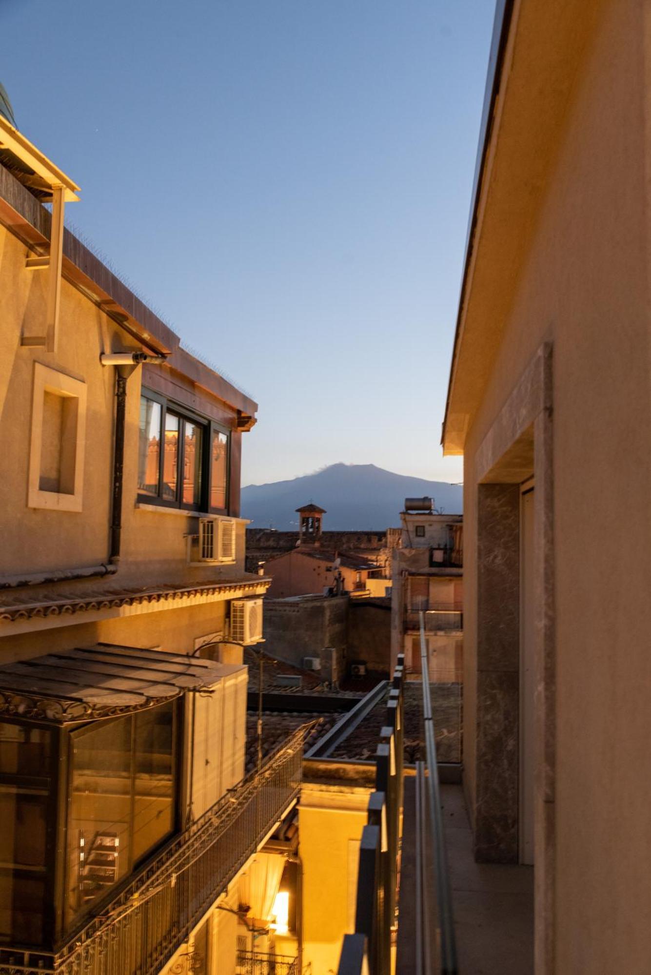 Villa D'Orville Luxury Suites Taormina Exterior foto