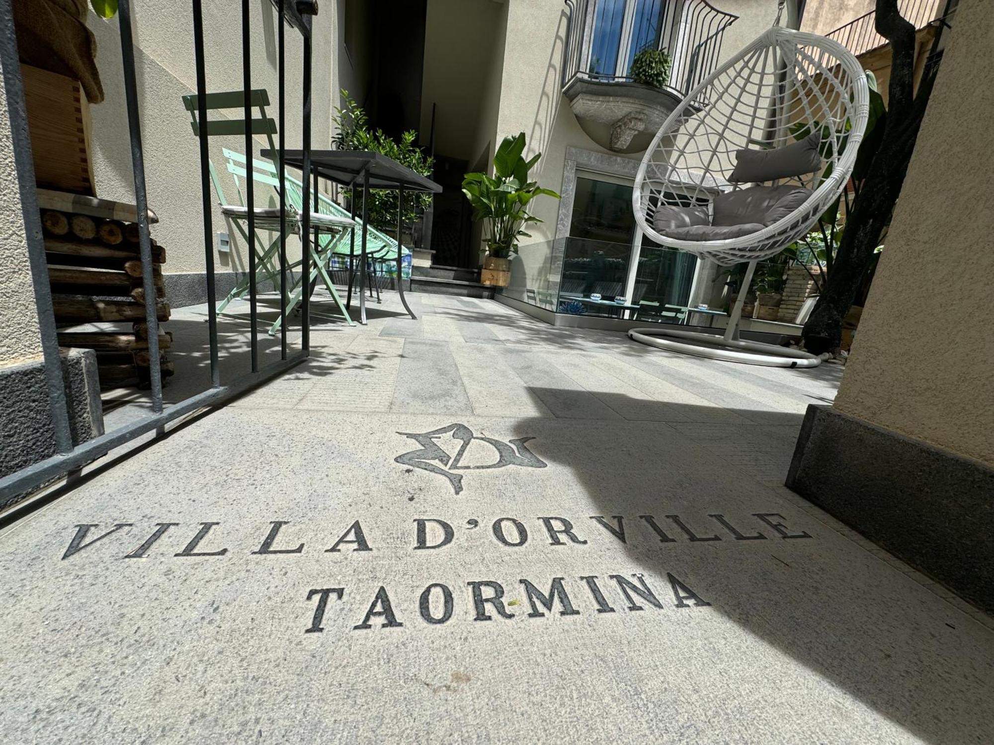 Villa D'Orville Luxury Suites Taormina Exterior foto