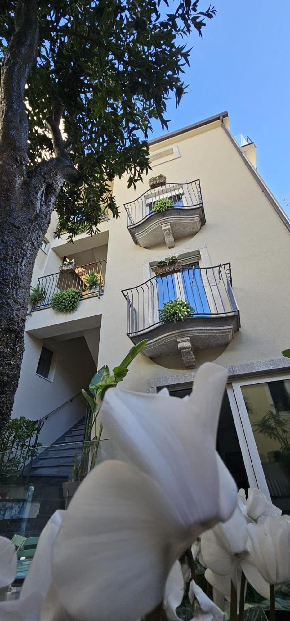 Villa D'Orville Luxury Suites Taormina Exterior foto